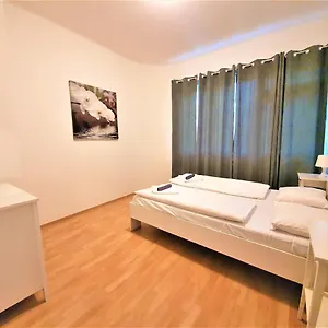 Apartamento Epstein, Praga