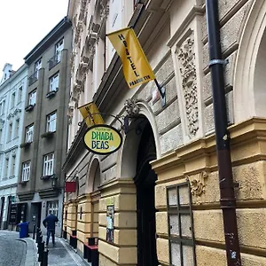 Albergue New Generation Center, Praga
